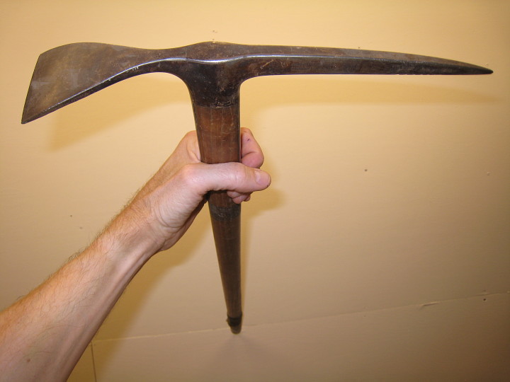 20081102-0006-mountaineer-archives-axe.jpg