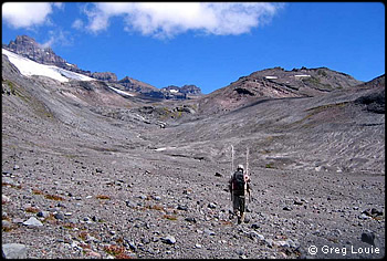 Paradise Glacier in August of 2005.  Photo © Greg Louie
