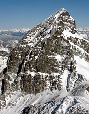 Sloan Peak, SW Face route detail. Photo © John Scurlock.