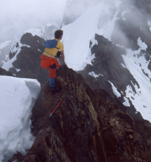 Carl atop Mt Misch on the second morning.